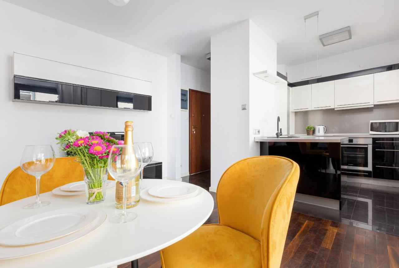 Residence On Wspolna Str. Apartment Warsaw By Renters Esterno foto