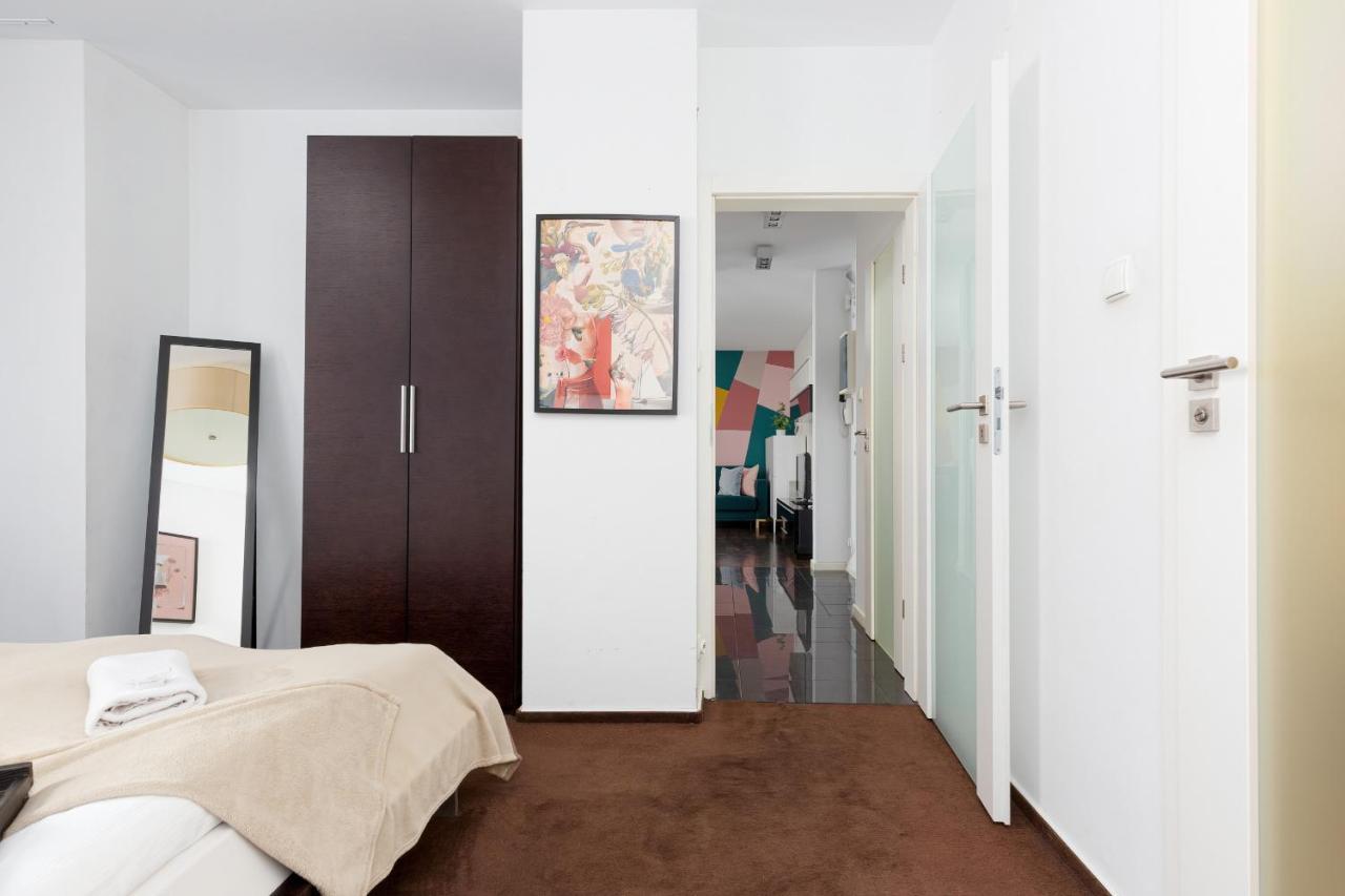 Residence On Wspolna Str. Apartment Warsaw By Renters Esterno foto
